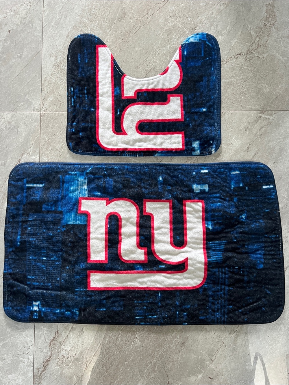 New York Giants NFL 2 Piece Bathroom Rug Set Bath Mat Toilet Rug